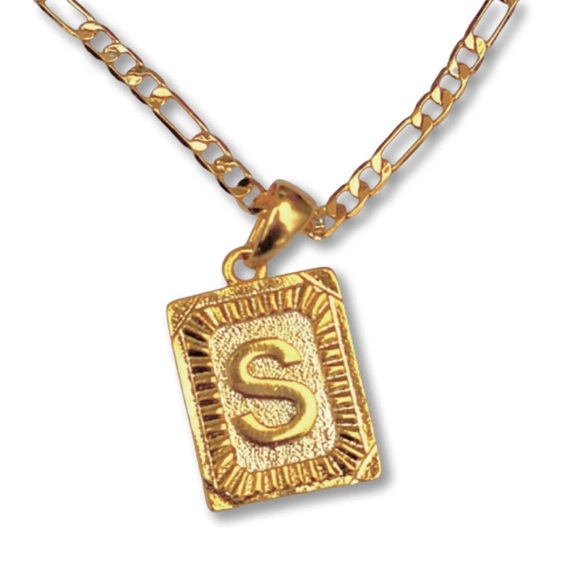 24K Gold Plated Letter Pendant Chain - Picture 1 of 3